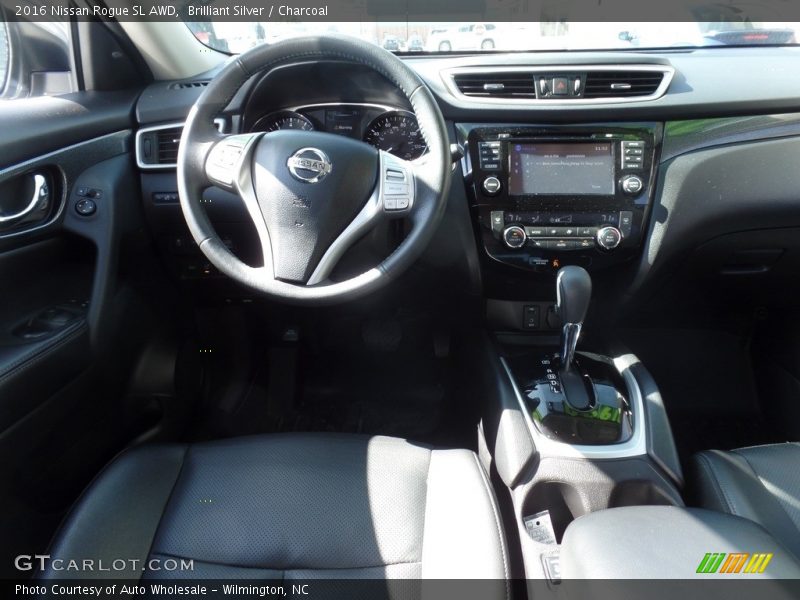 Brilliant Silver / Charcoal 2016 Nissan Rogue SL AWD