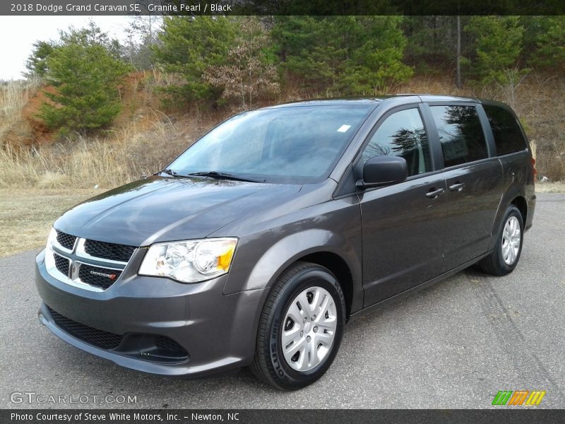 Granite Pearl / Black 2018 Dodge Grand Caravan SE