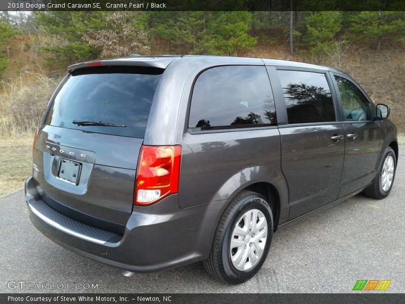Granite Pearl / Black 2018 Dodge Grand Caravan SE