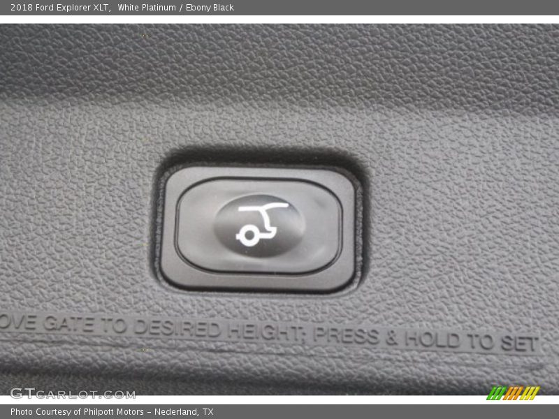 White Platinum / Ebony Black 2018 Ford Explorer XLT
