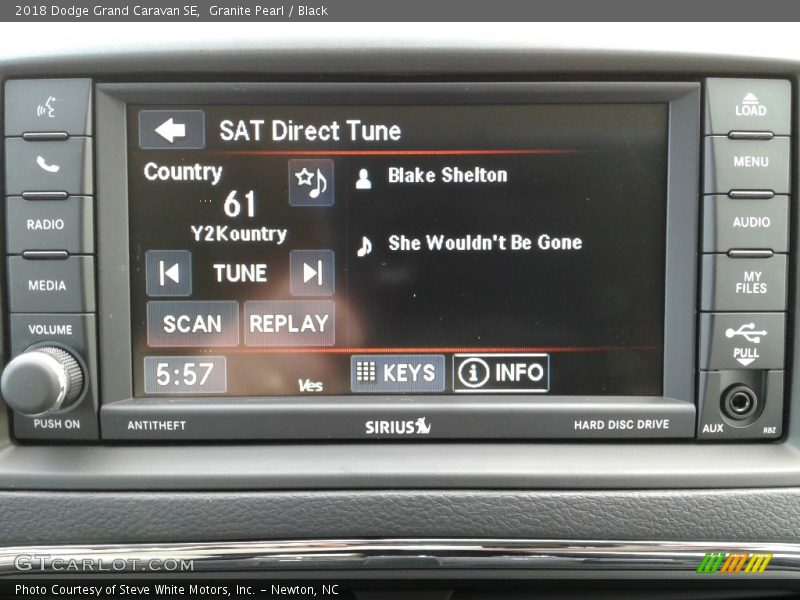 Granite Pearl / Black 2018 Dodge Grand Caravan SE