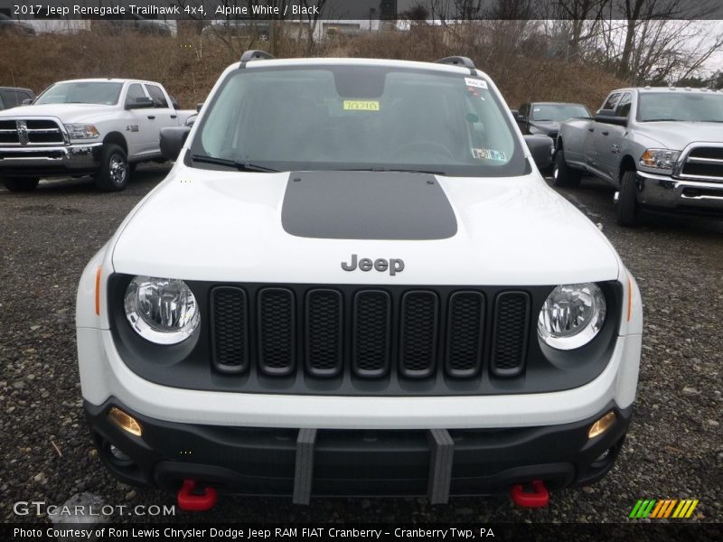 Alpine White / Black 2017 Jeep Renegade Trailhawk 4x4