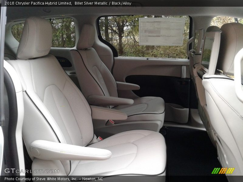 Billet Silver Metallic / Black/Alloy 2018 Chrysler Pacifica Hybrid Limited