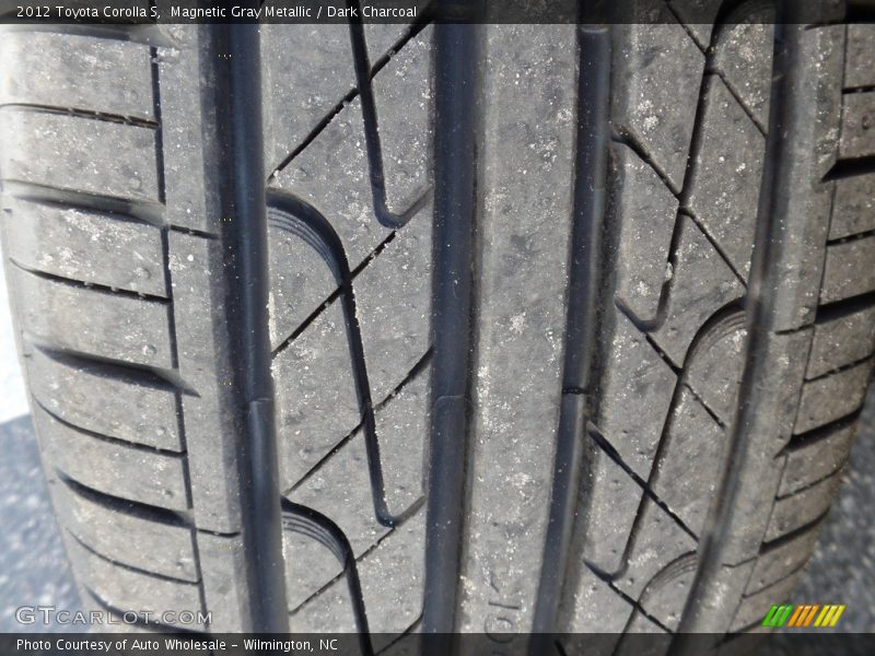 Magnetic Gray Metallic / Dark Charcoal 2012 Toyota Corolla S