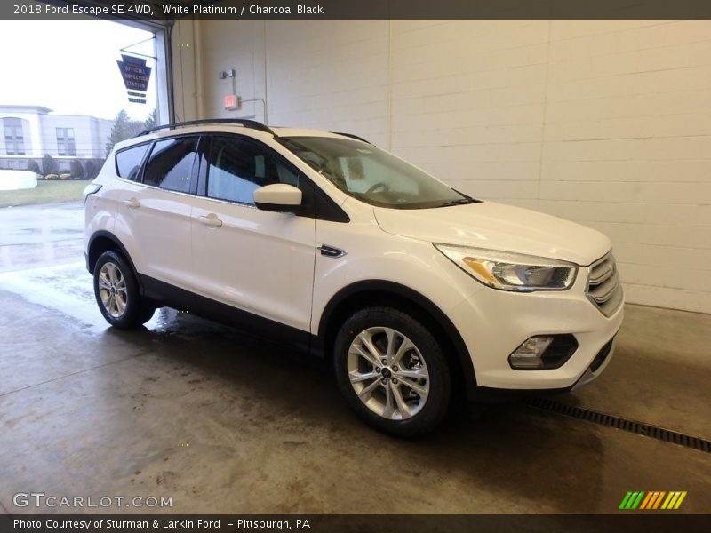 White Platinum / Charcoal Black 2018 Ford Escape SE 4WD