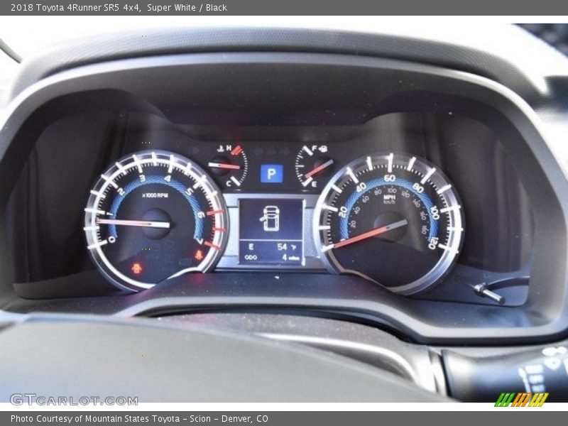 Super White / Black 2018 Toyota 4Runner SR5 4x4
