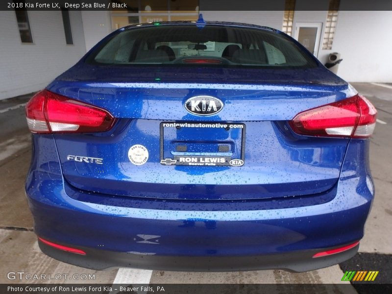 Deep Sea Blue / Black 2018 Kia Forte LX