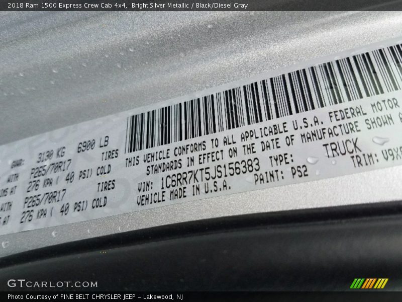 Bright Silver Metallic / Black/Diesel Gray 2018 Ram 1500 Express Crew Cab 4x4