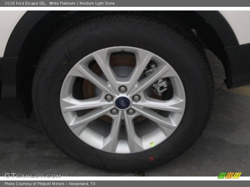 White Platinum / Medium Light Stone 2018 Ford Escape SEL