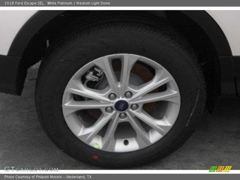 White Platinum / Medium Light Stone 2018 Ford Escape SEL