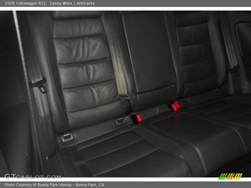 Candy White / Anthracite 2008 Volkswagen R32