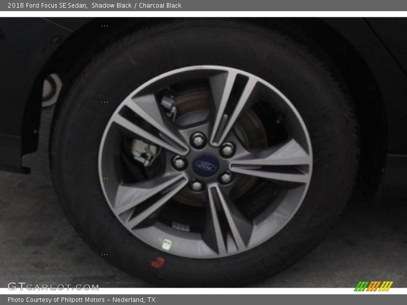 Shadow Black / Charcoal Black 2018 Ford Focus SE Sedan