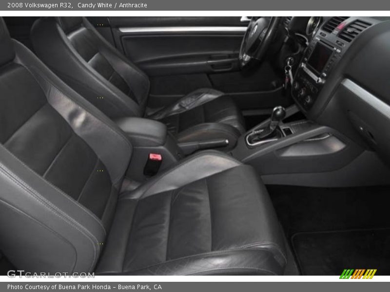 Candy White / Anthracite 2008 Volkswagen R32