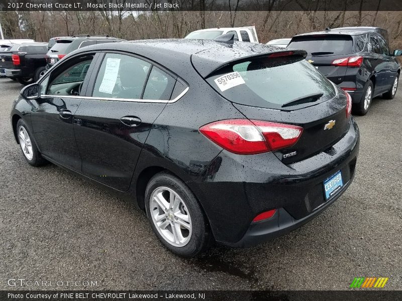 Mosaic Black Metallic / Jet Black 2017 Chevrolet Cruze LT