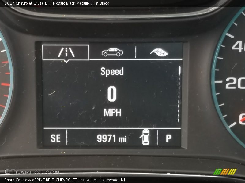 Mosaic Black Metallic / Jet Black 2017 Chevrolet Cruze LT
