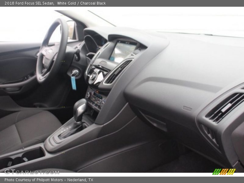 White Gold / Charcoal Black 2018 Ford Focus SEL Sedan