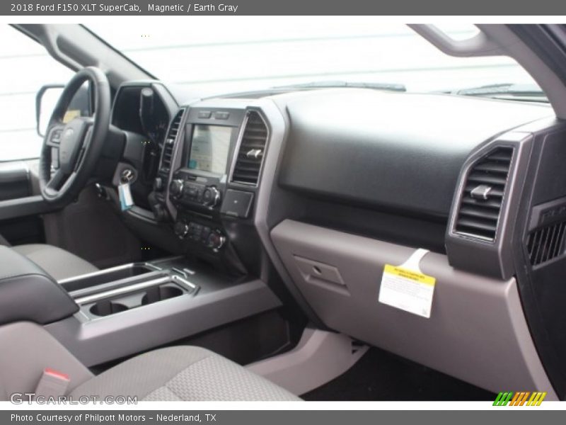 Magnetic / Earth Gray 2018 Ford F150 XLT SuperCab