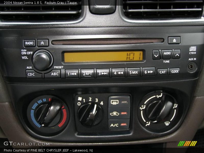 Radium Gray / Taupe 2004 Nissan Sentra 1.8 S