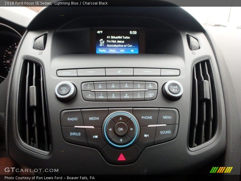 Lightning Blue / Charcoal Black 2018 Ford Focus SE Sedan