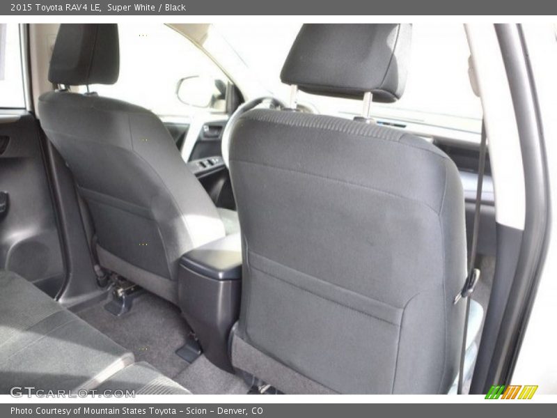 Super White / Black 2015 Toyota RAV4 LE