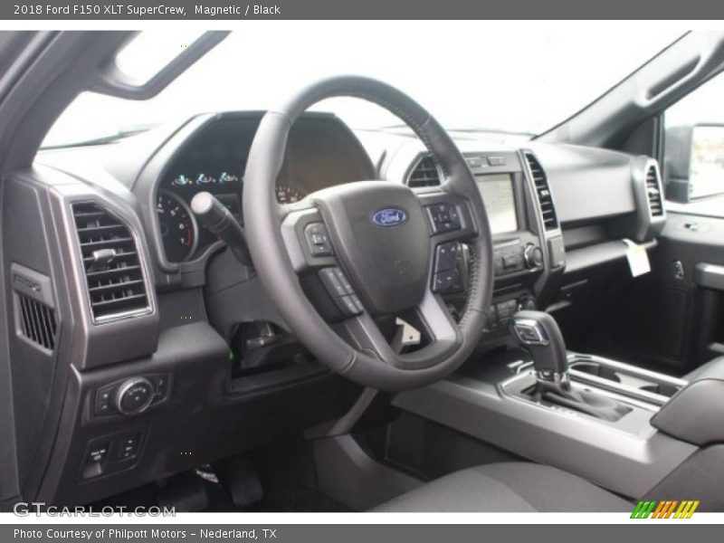 Magnetic / Black 2018 Ford F150 XLT SuperCrew