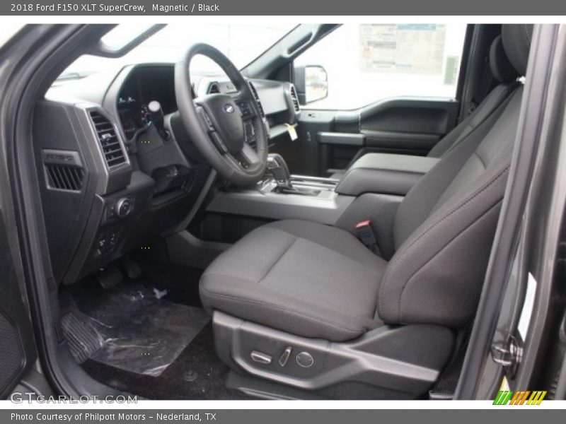 Magnetic / Black 2018 Ford F150 XLT SuperCrew