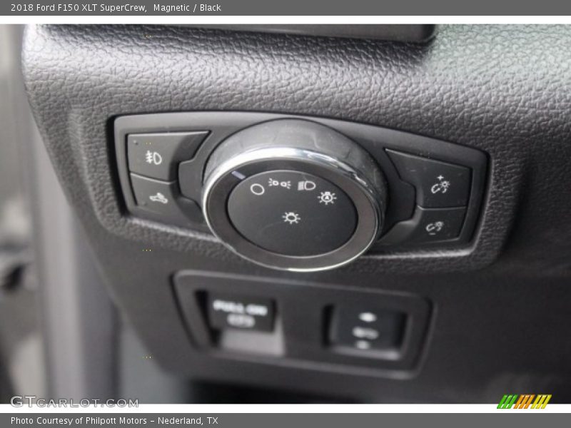 Magnetic / Black 2018 Ford F150 XLT SuperCrew
