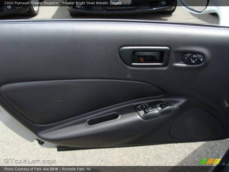 Prowler Bright Silver Metallic / Agate 2000 Plymouth Prowler Roadster