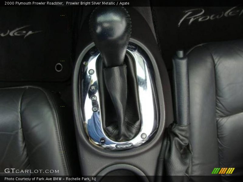 Prowler Bright Silver Metallic / Agate 2000 Plymouth Prowler Roadster