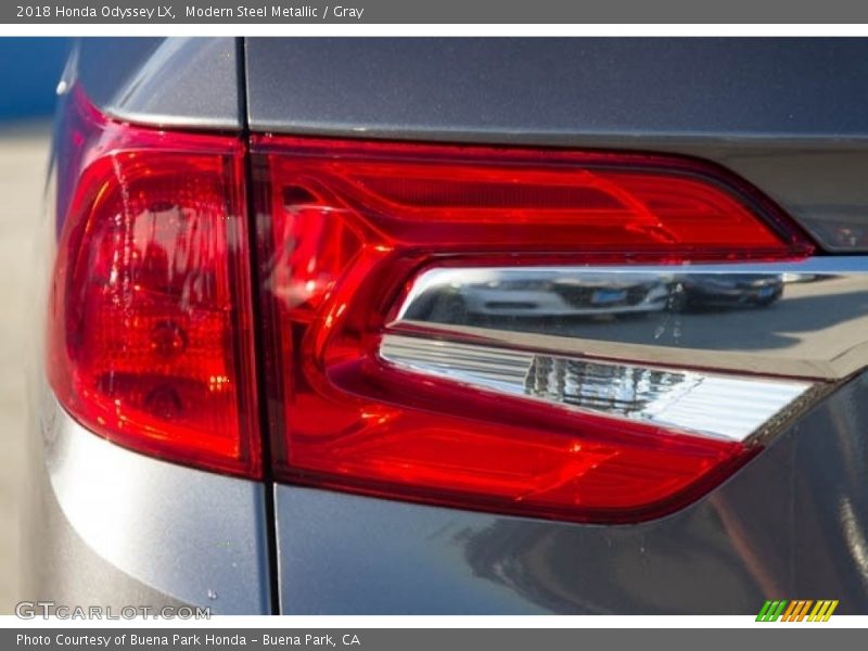 Modern Steel Metallic / Gray 2018 Honda Odyssey LX