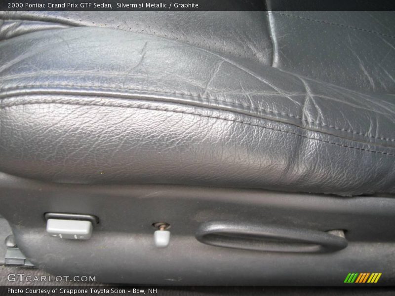 Silvermist Metallic / Graphite 2000 Pontiac Grand Prix GTP Sedan