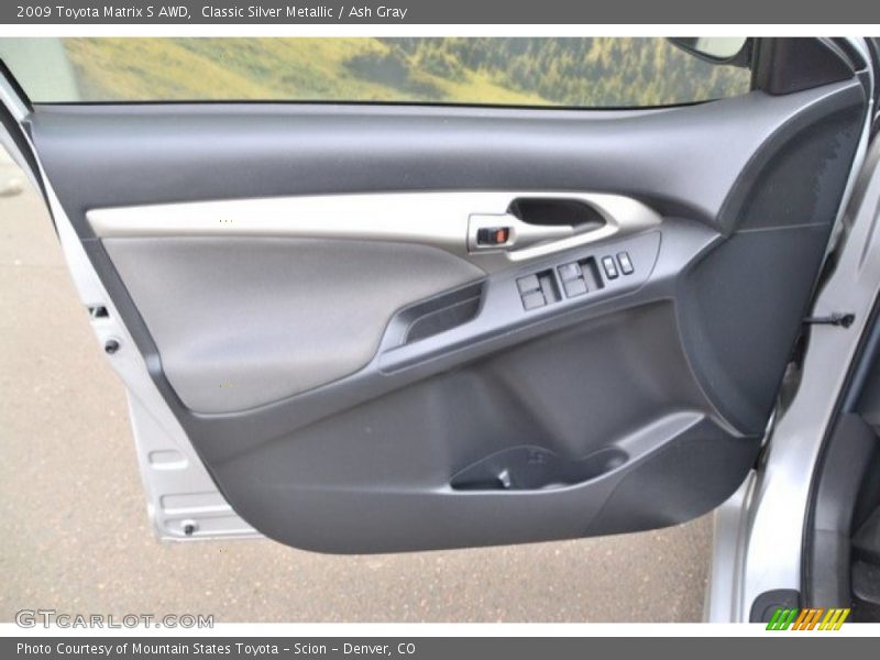 Classic Silver Metallic / Ash Gray 2009 Toyota Matrix S AWD