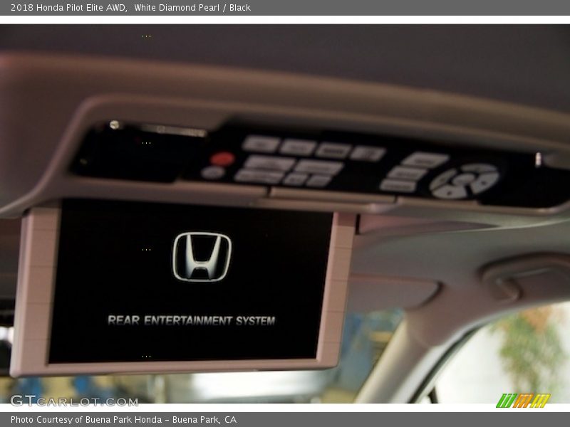 White Diamond Pearl / Black 2018 Honda Pilot Elite AWD