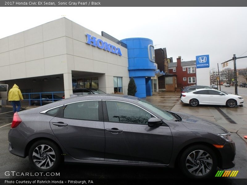 Sonic Gray Pearl / Black 2017 Honda Civic EX Sedan