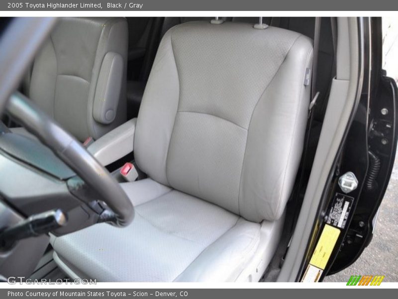 Black / Gray 2005 Toyota Highlander Limited