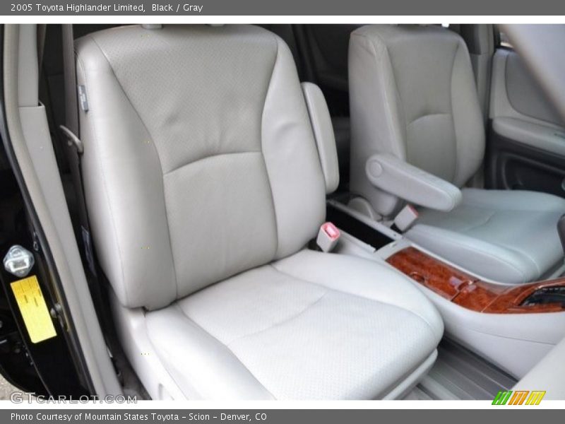 Black / Gray 2005 Toyota Highlander Limited