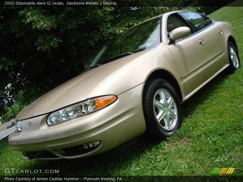 Sandstone Metallic / Neutral 2002 Oldsmobile Alero GL Sedan