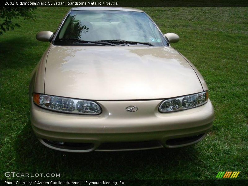 Sandstone Metallic / Neutral 2002 Oldsmobile Alero GL Sedan