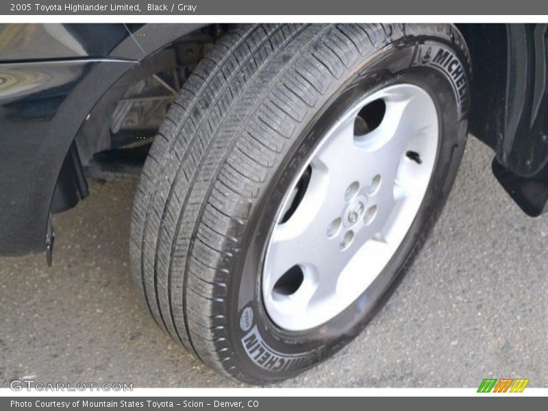 Black / Gray 2005 Toyota Highlander Limited