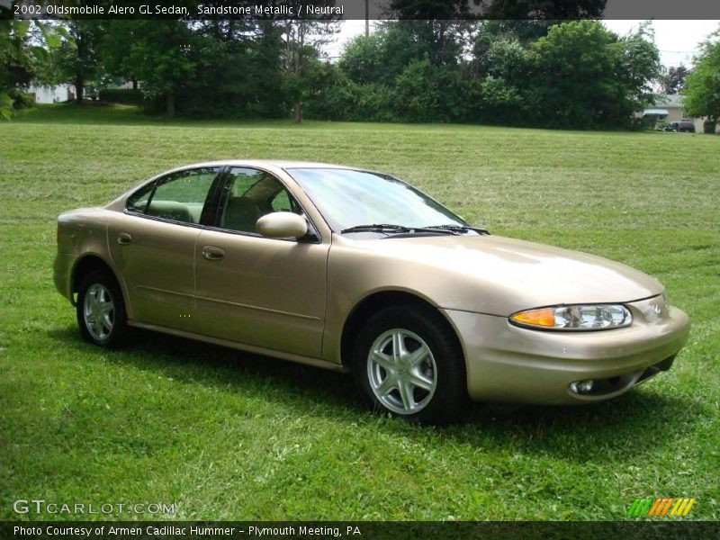 Sandstone Metallic / Neutral 2002 Oldsmobile Alero GL Sedan