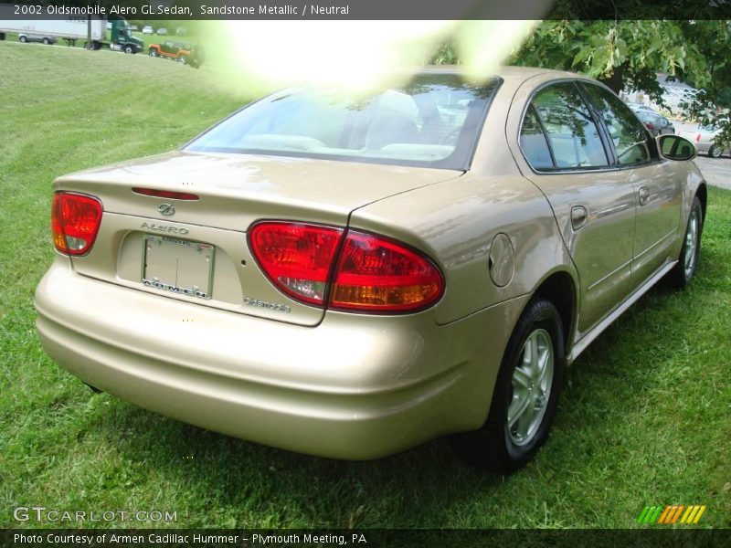 Sandstone Metallic / Neutral 2002 Oldsmobile Alero GL Sedan