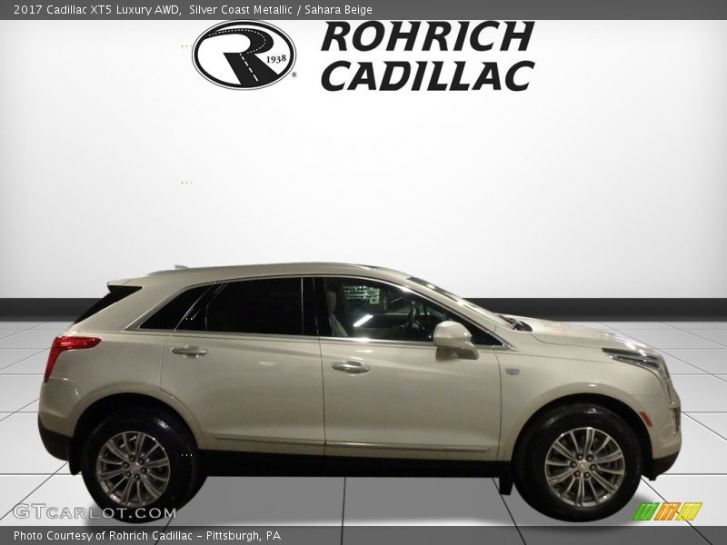 Silver Coast Metallic / Sahara Beige 2017 Cadillac XT5 Luxury AWD