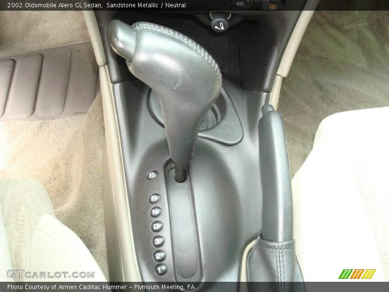 Sandstone Metallic / Neutral 2002 Oldsmobile Alero GL Sedan
