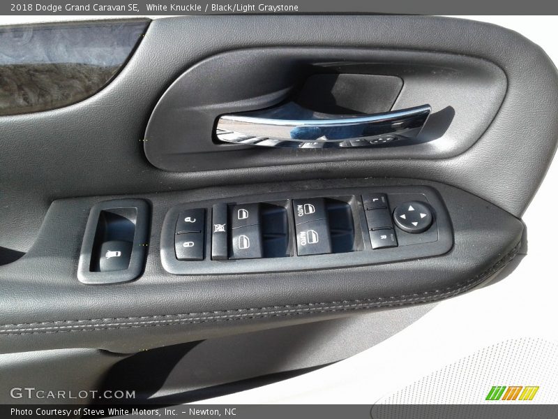 Controls of 2018 Grand Caravan SE