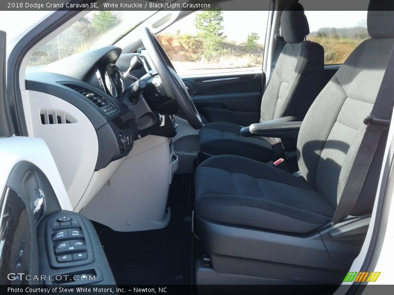 Front Seat of 2018 Grand Caravan SE