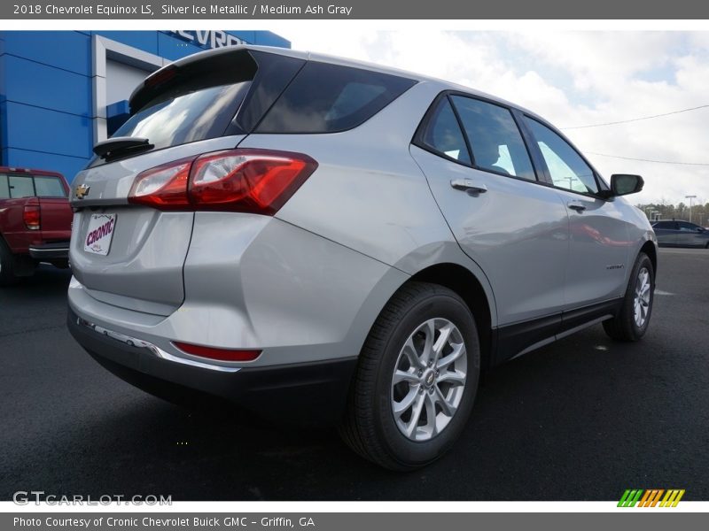Silver Ice Metallic / Medium Ash Gray 2018 Chevrolet Equinox LS