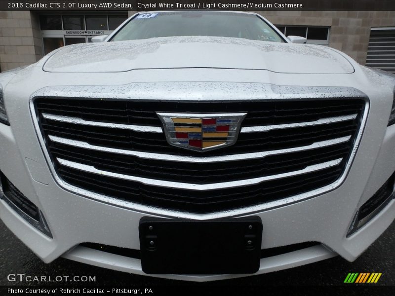 Crystal White Tricoat / Light Cashmere/Medium Cashmere 2016 Cadillac CTS 2.0T Luxury AWD Sedan