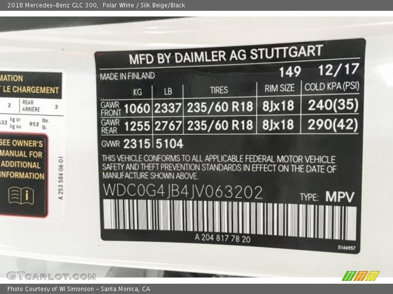 Polar White / Silk Beige/Black 2018 Mercedes-Benz GLC 300
