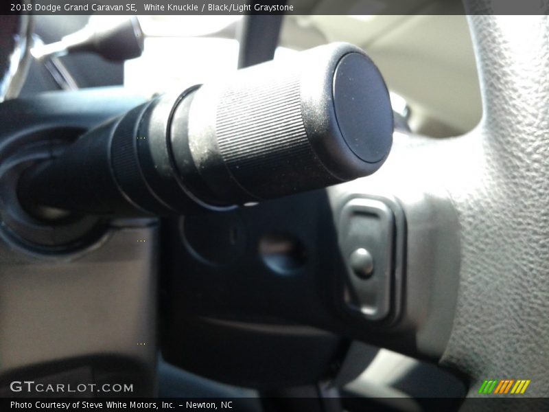 White Knuckle / Black/Light Graystone 2018 Dodge Grand Caravan SE