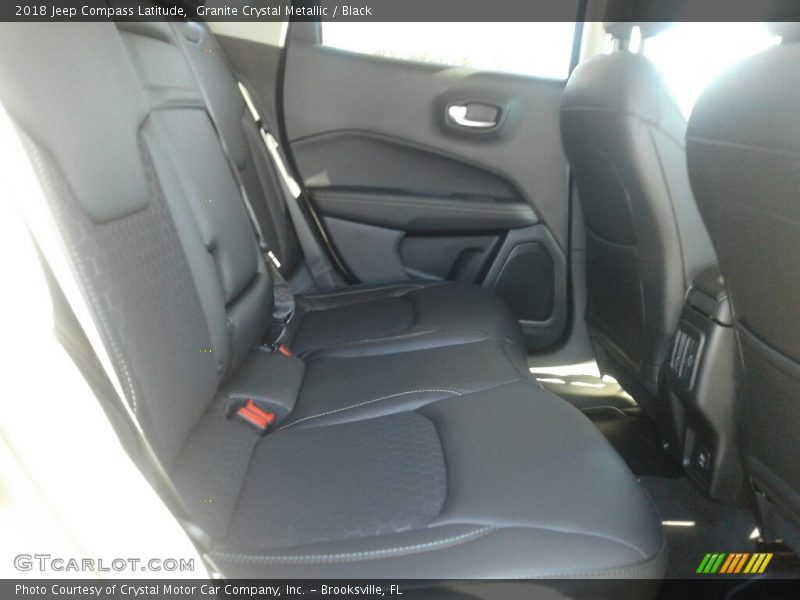 Granite Crystal Metallic / Black 2018 Jeep Compass Latitude